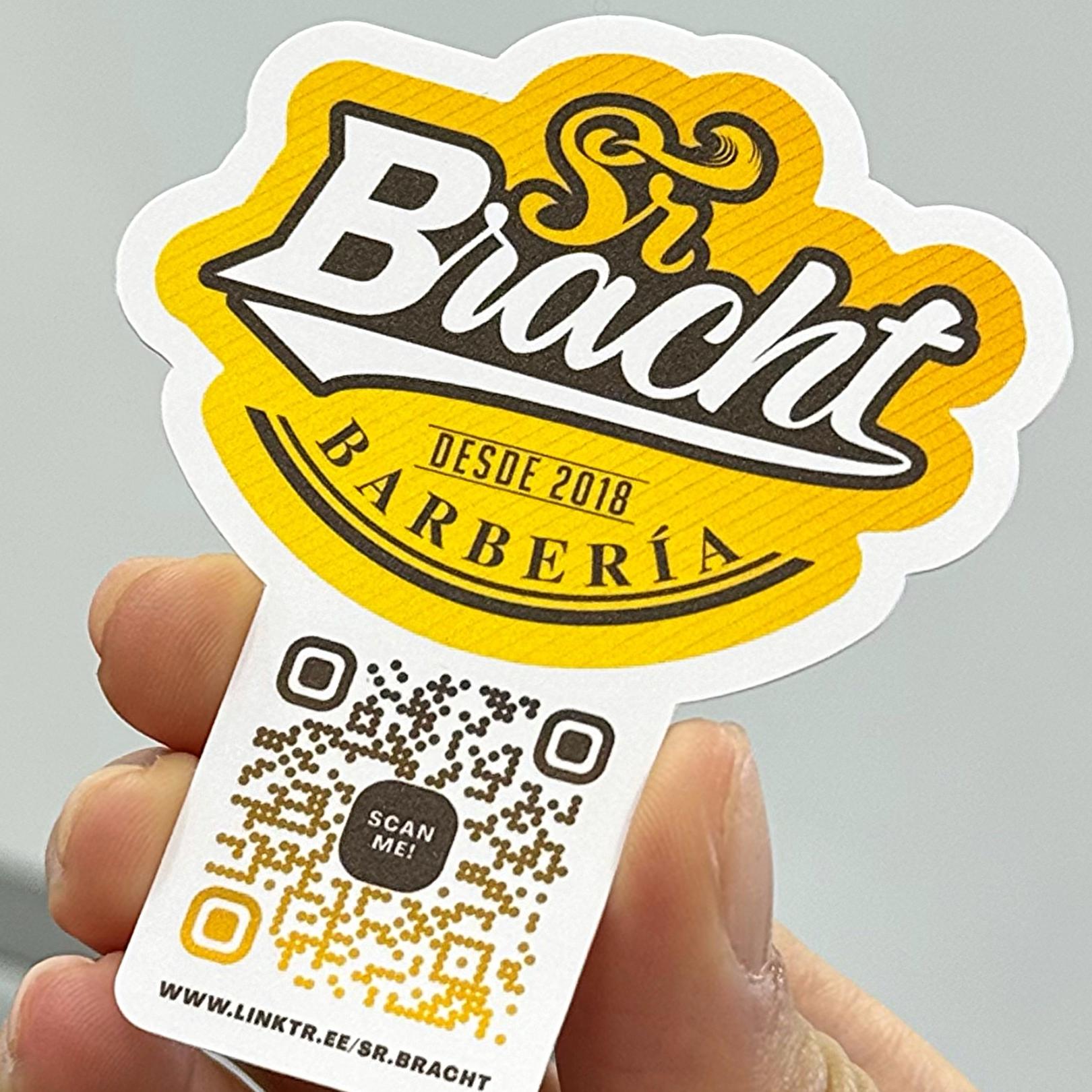 Sticker con código QR Sr. Bracht